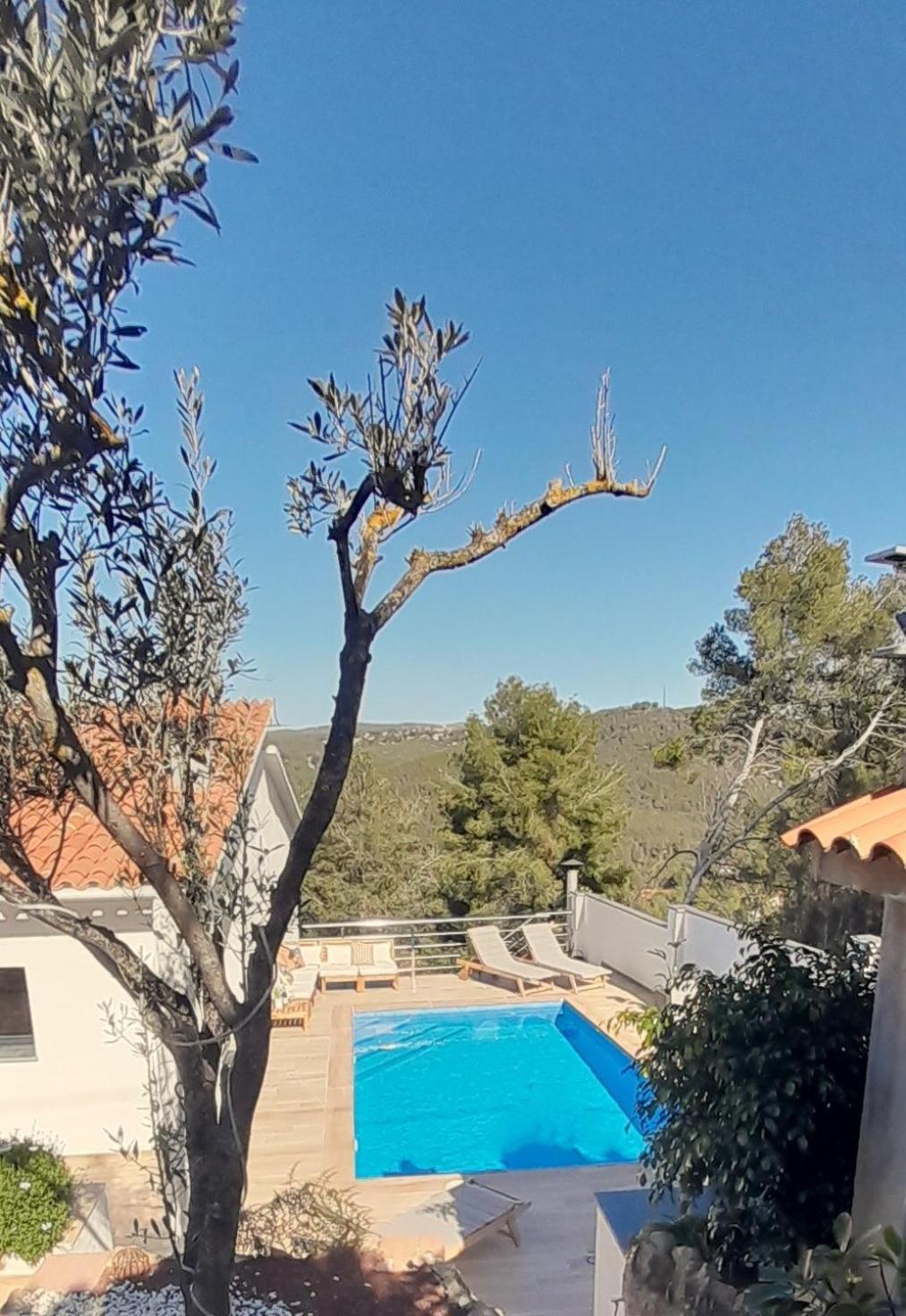 Villa Avril Piscina Privada Y Amplias Terrazas 올리벨라 외부 사진