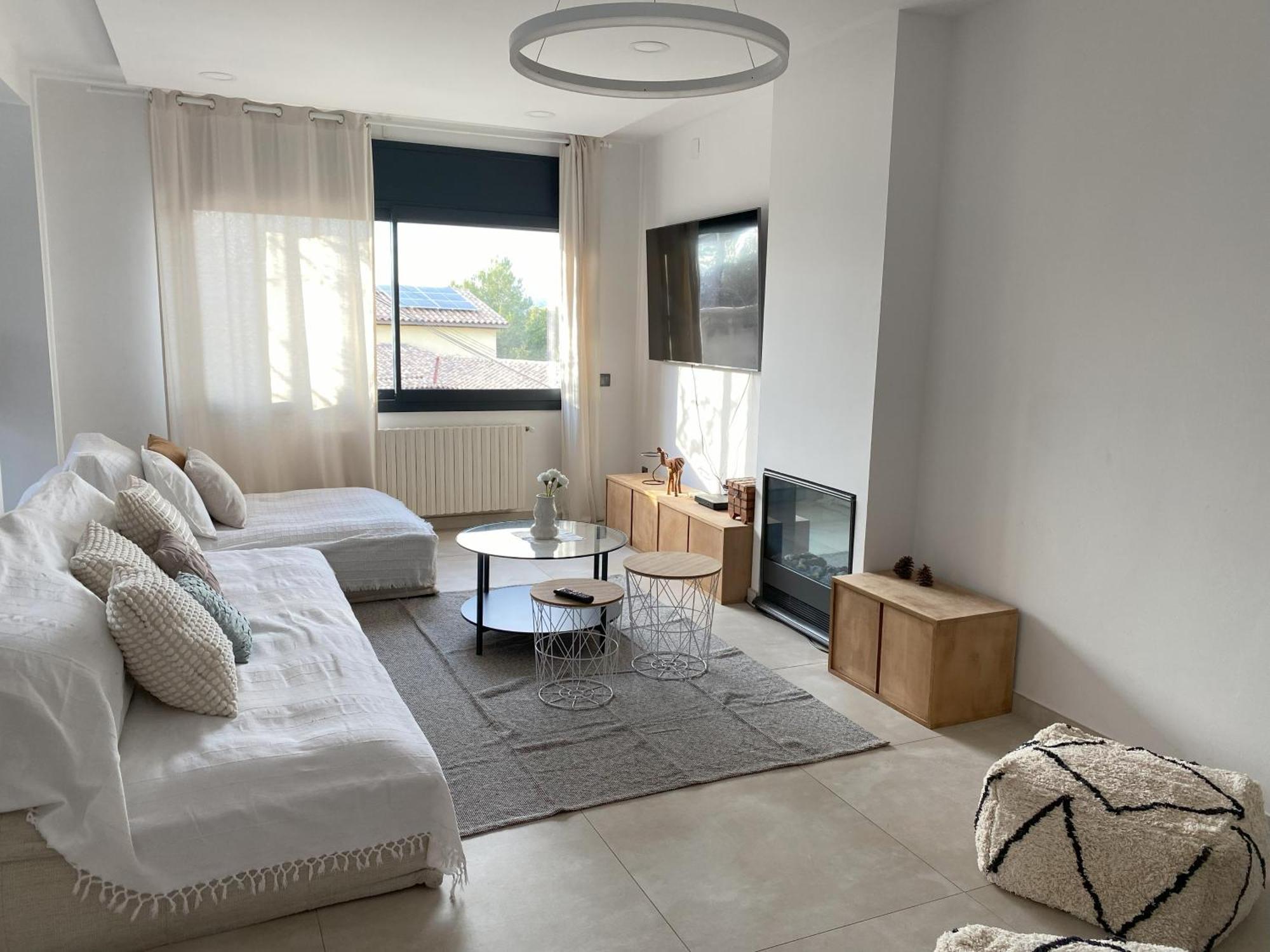 Villa Avril Piscina Privada Y Amplias Terrazas 올리벨라 외부 사진