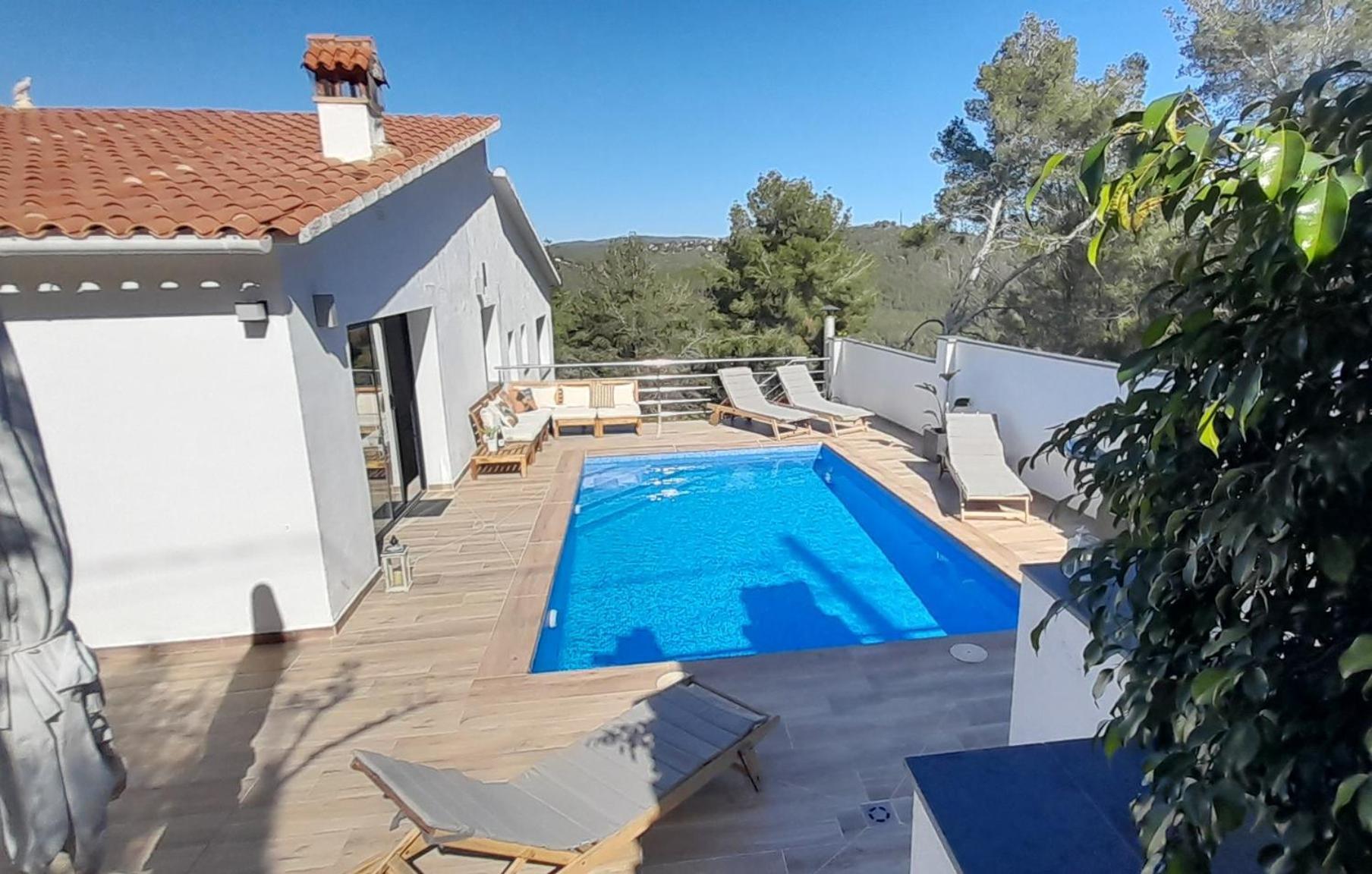 Villa Avril Piscina Privada Y Amplias Terrazas 올리벨라 외부 사진