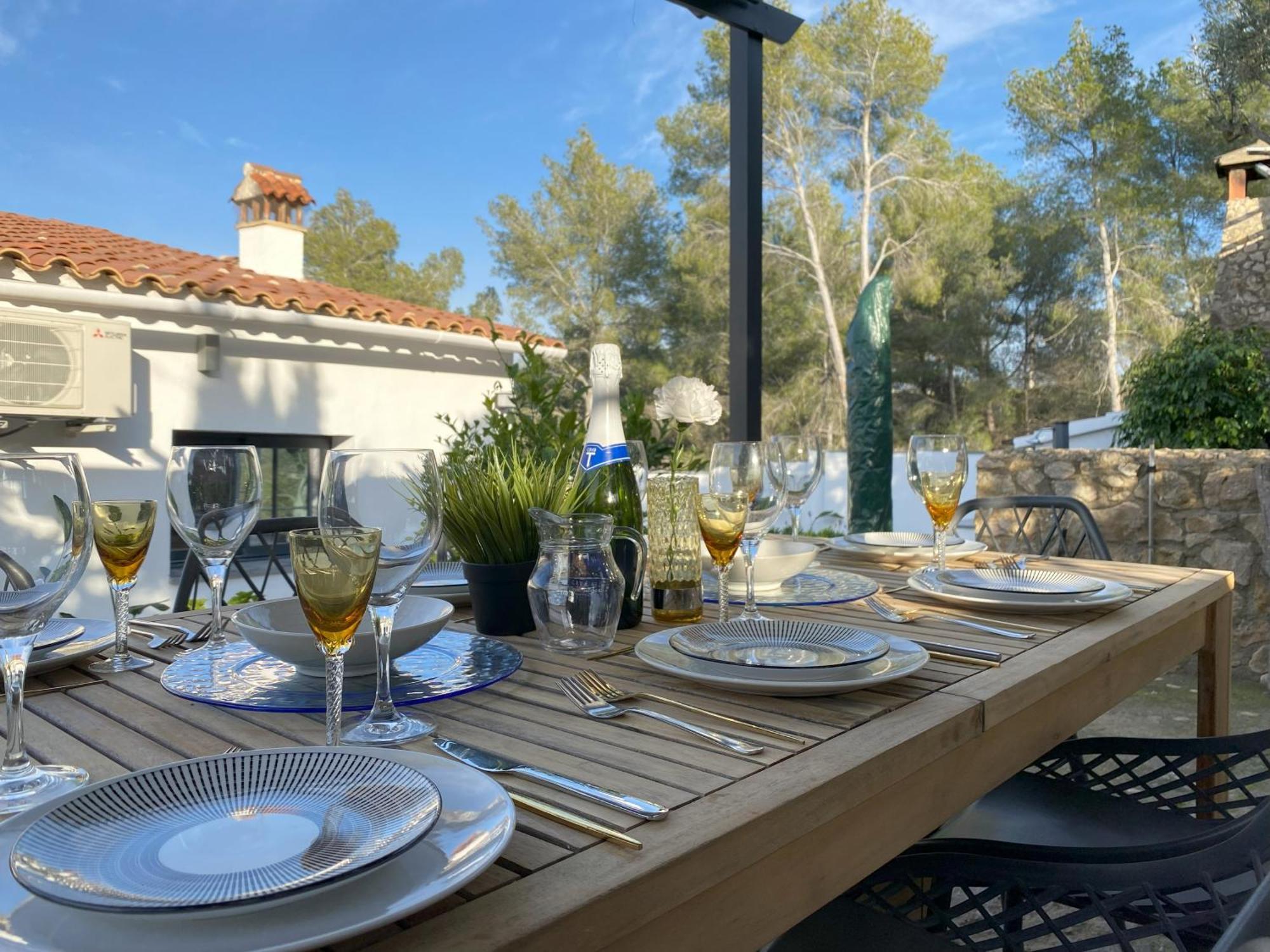 Villa Avril Piscina Privada Y Amplias Terrazas 올리벨라 외부 사진