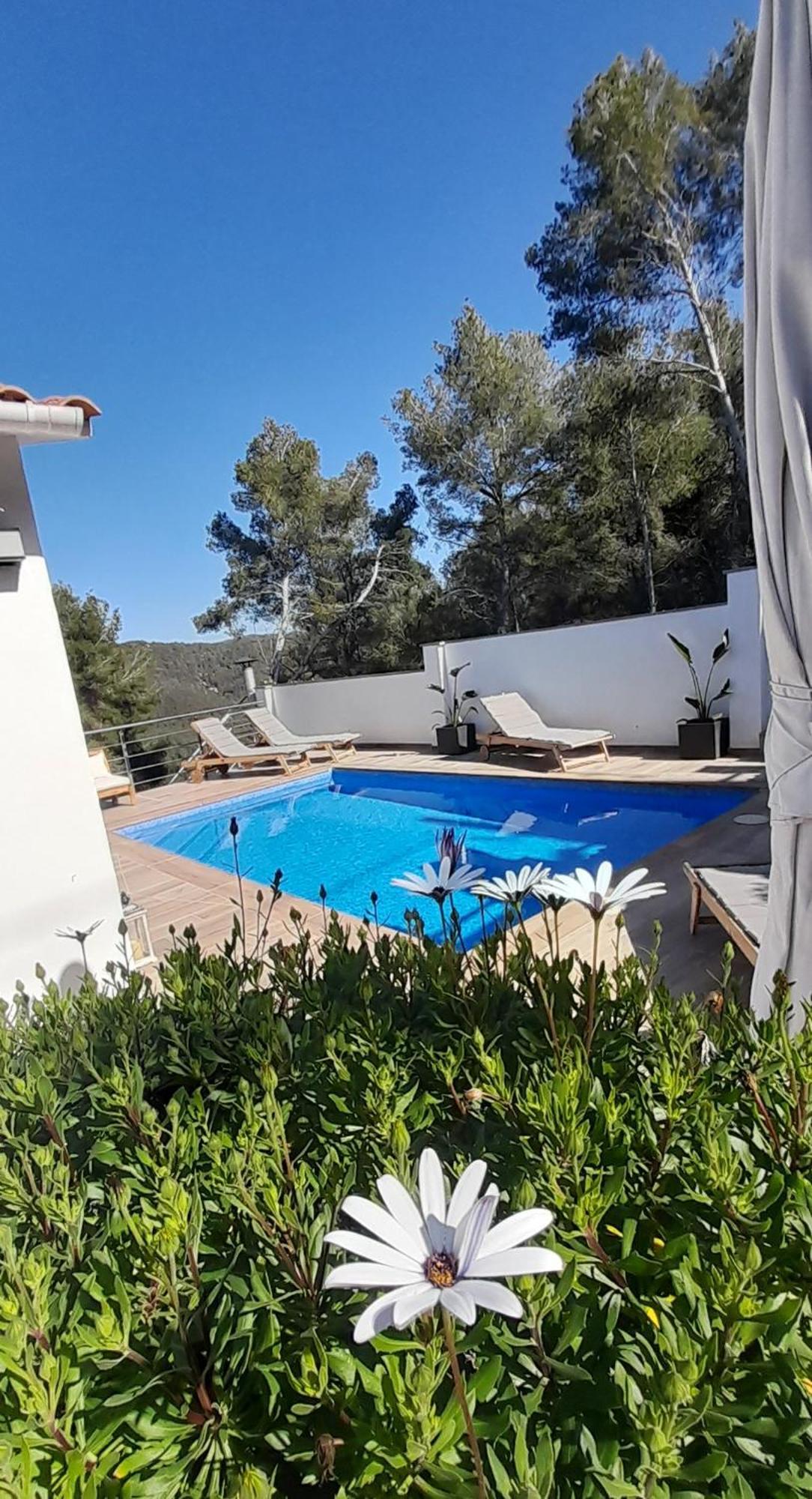 Villa Avril Piscina Privada Y Amplias Terrazas 올리벨라 외부 사진